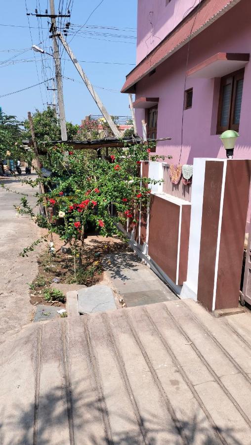 Sahasra Home Stay Hampi Hospet Exterior foto